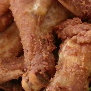 Meet your Posher, Monae